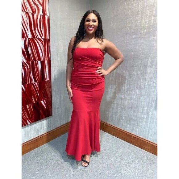 NWT Badgley Mischka Red Beauty in a Bottle Formal Strapless Gown $725 - Picture 2 of 12